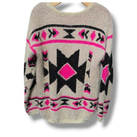 Say What? Women’s Shaggy Knit Sweater Aztec Print - Large - Picture 4 of 8